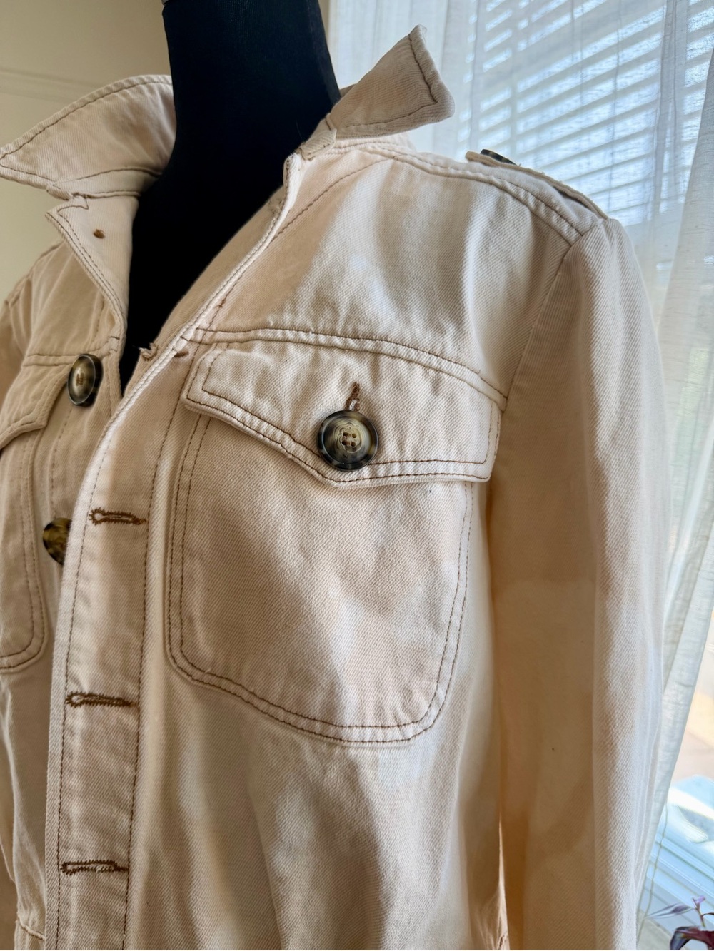 Free People Cream Button-Front Jean Jacket - Picture 3 of 15